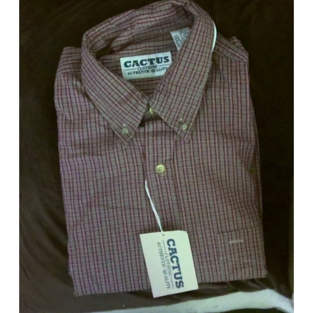NWT Cactus Clothing Red/Brown Plaid Button-Up Short-Sleeve Shirt Medium